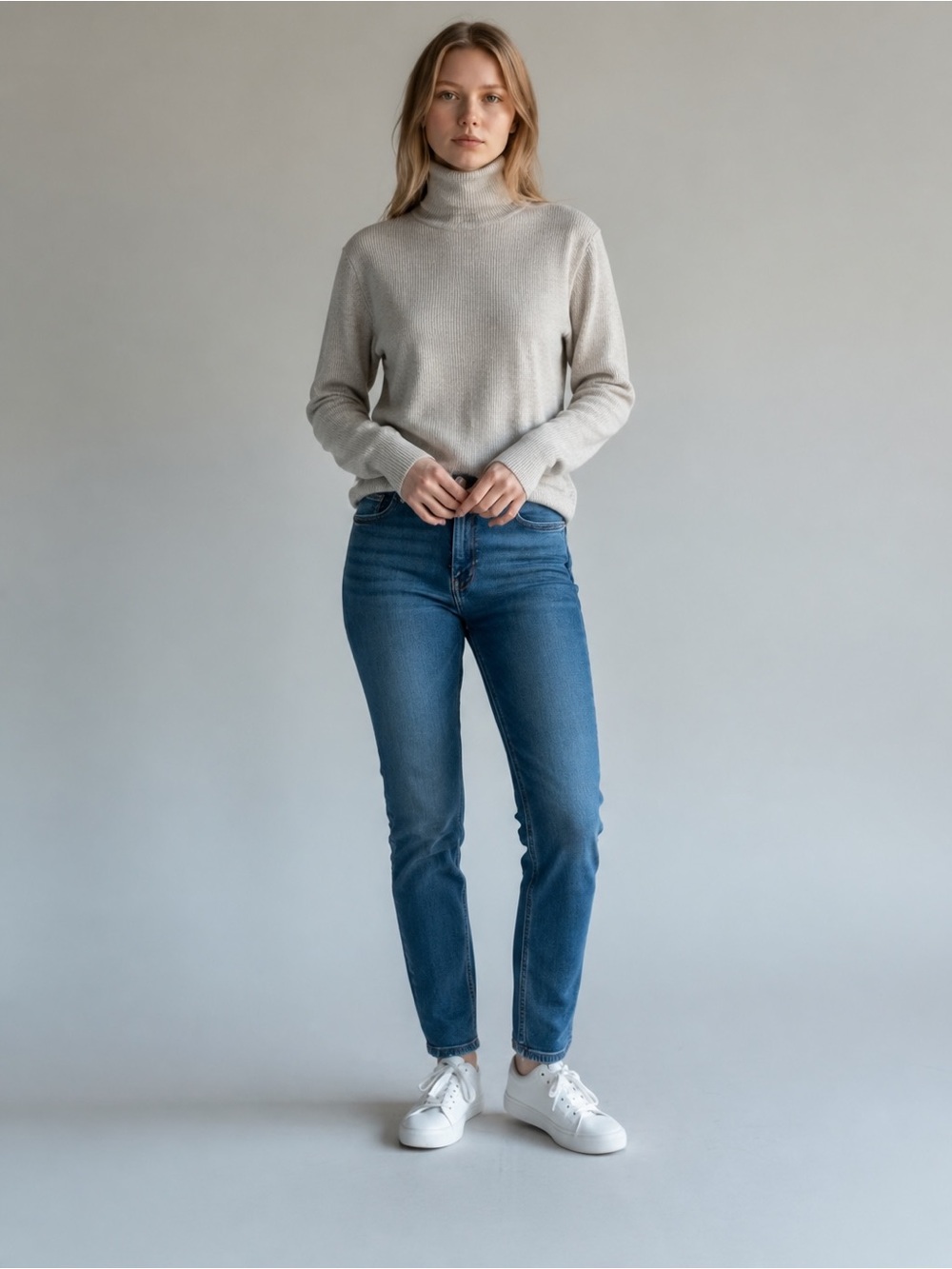 Orvis Women’s Lightweight Turtleneck Sweater - Cream- NWT